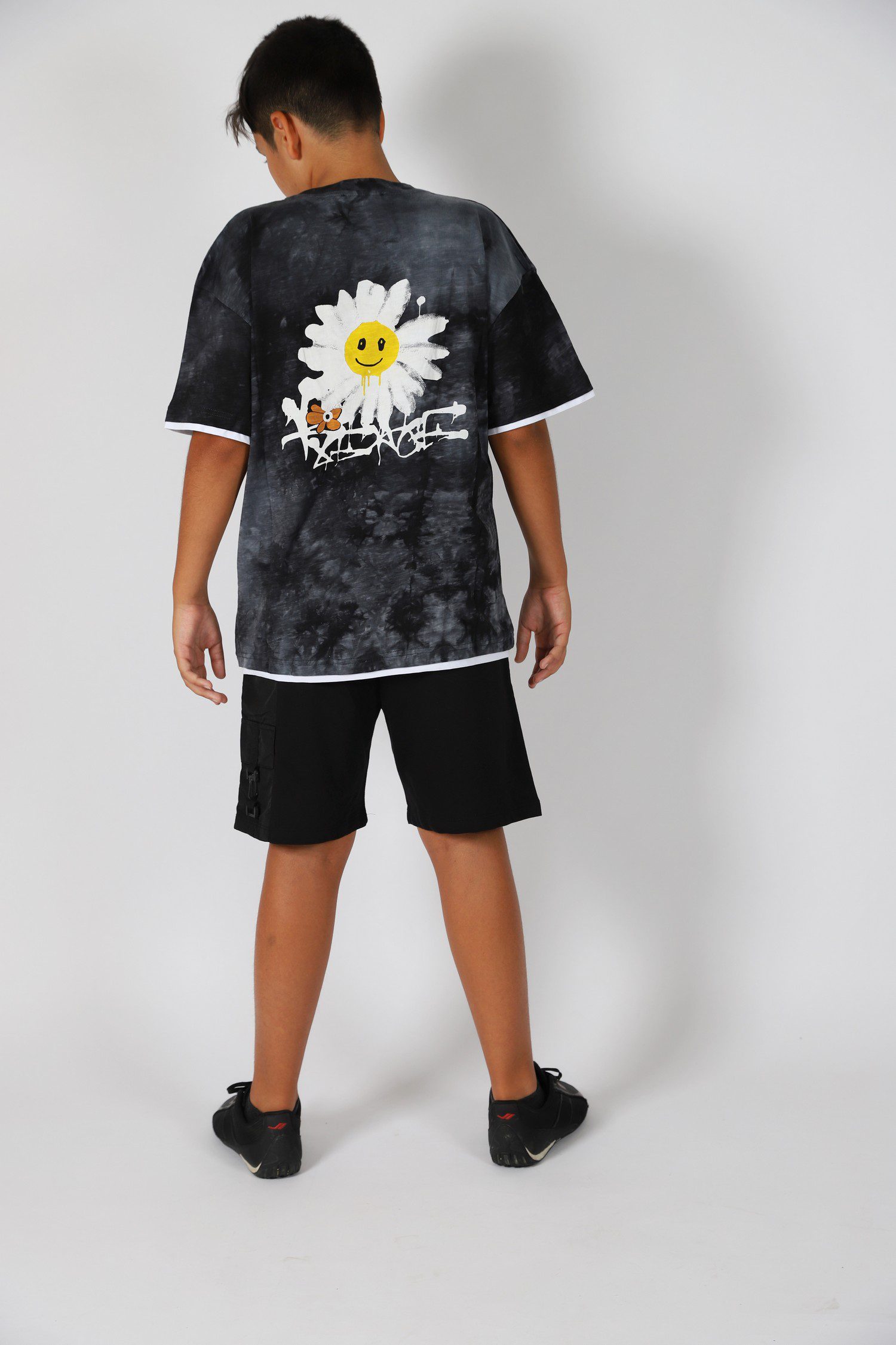 Boy Black Daisy T-Shirt | 9Y | 10Y | 11Y | 12Y | 13Y | 14Y - Kids Fashion Turkey