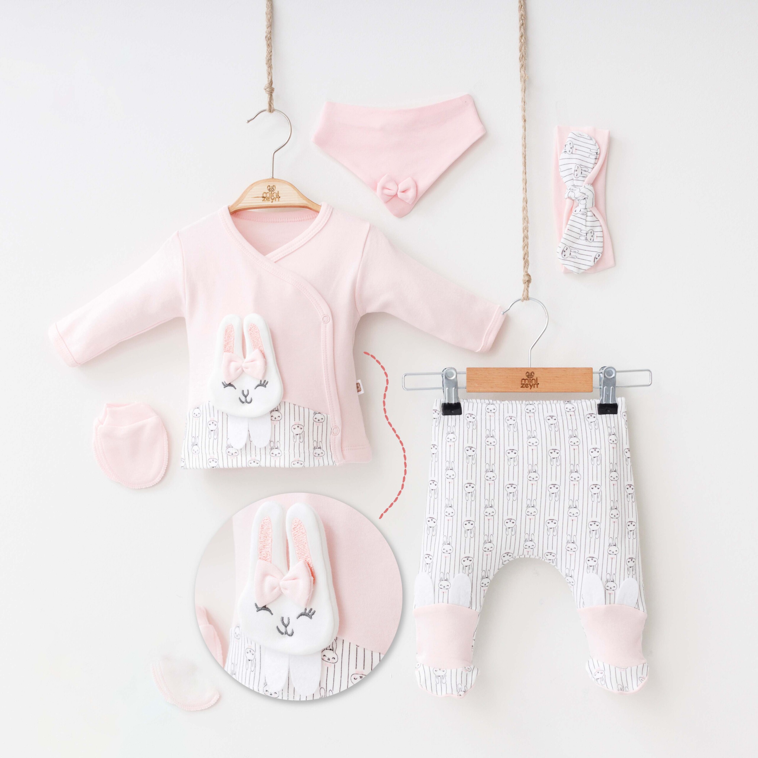 Baby Girl 5 Pieces Set (Body - Pant - Bib - Bandana - Gloves) / 0-3M - Kids Fashion Turkey