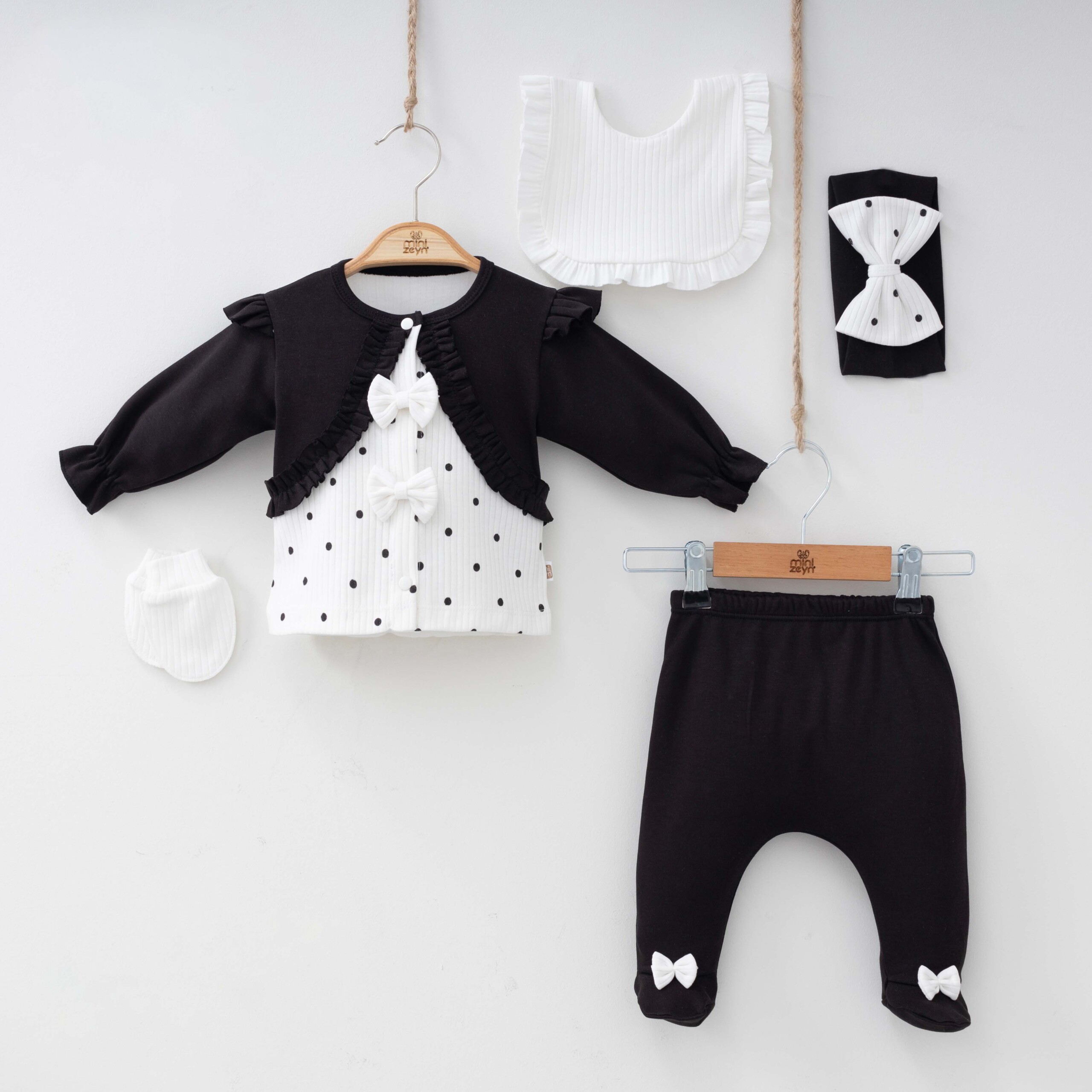 Baby Girl 5 Pieces Set (Bolero - Pant - Bib - Beret - Gloves) / 0-3M - Kids Fashion Turkey